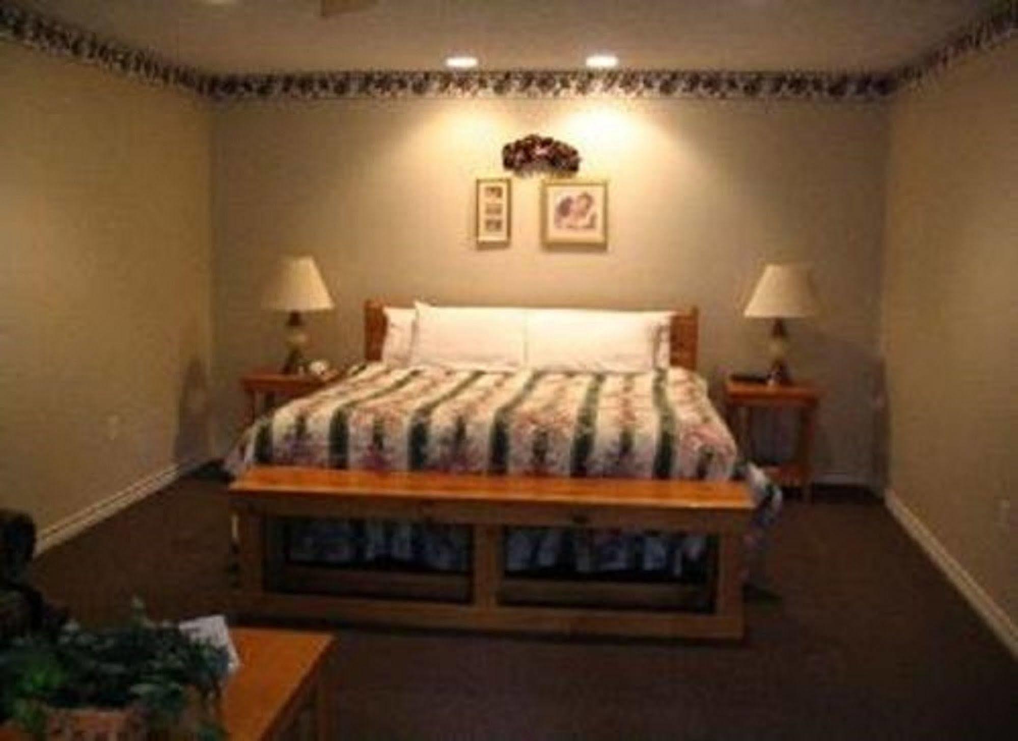 Pine Creek Country Inn Nacogdoches Exterior foto